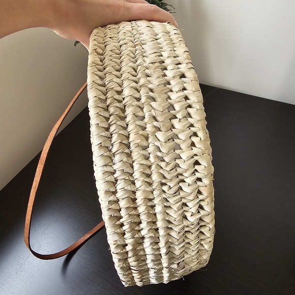 European Straw Bag - Picture 4 of 9